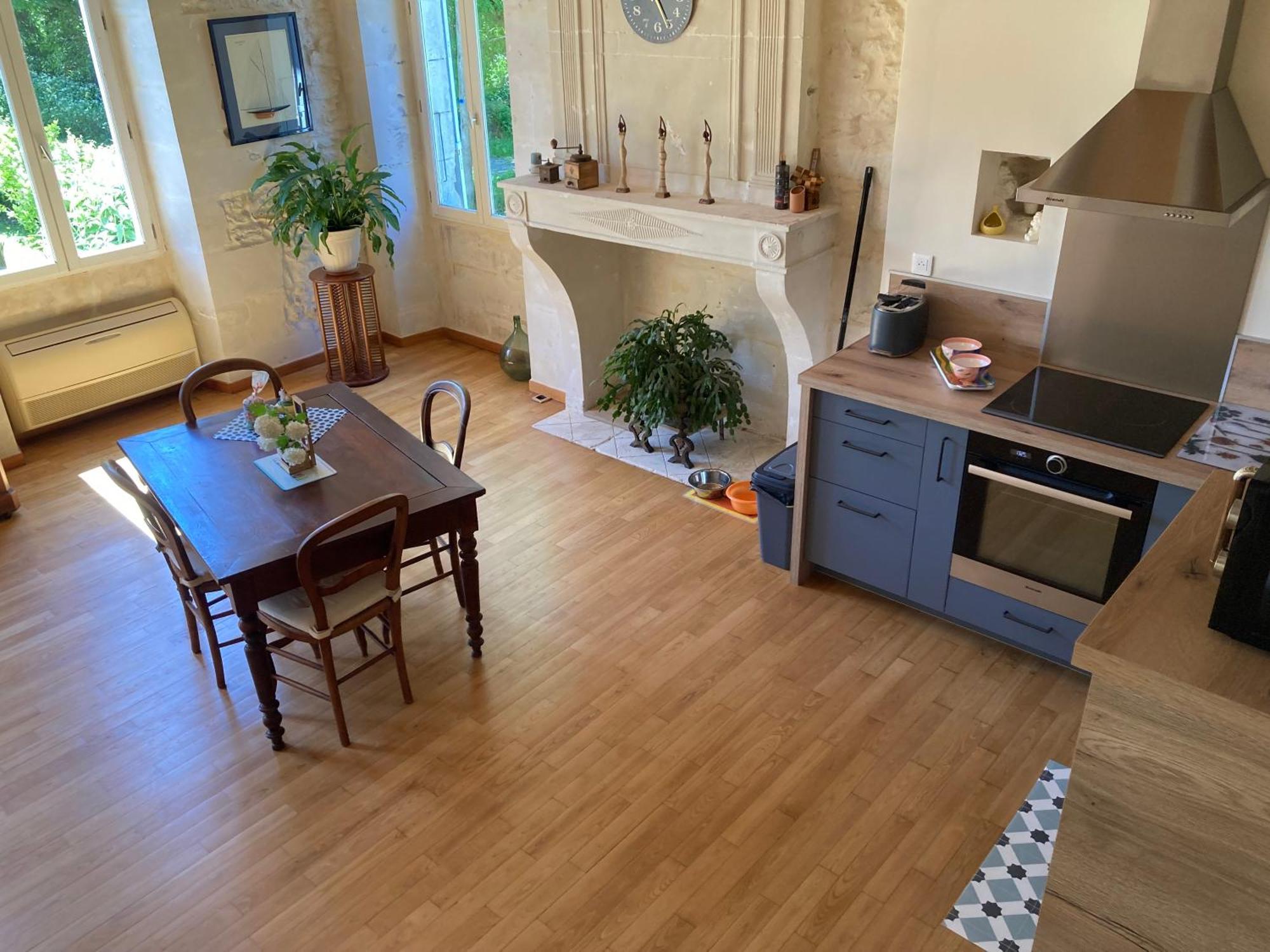 Les Ganivelles Apartment Saint-Dizant-du-Gua Luaran gambar